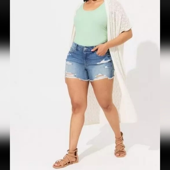 Torrid White Crochet Duster Short Sleeve Tie Waist Sweater Cover-Up Casual 1X-2X - Picture 12 of 13